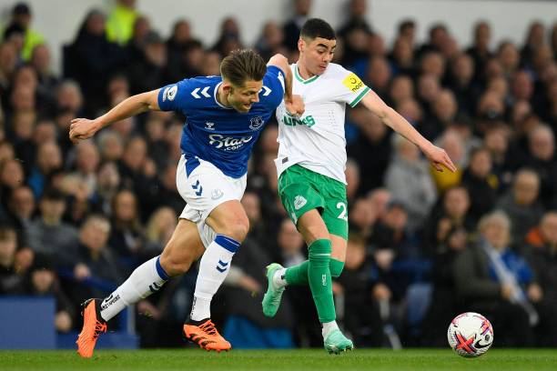 更是狼队在 更是狼队在