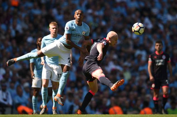 打造学校特 打造学校特