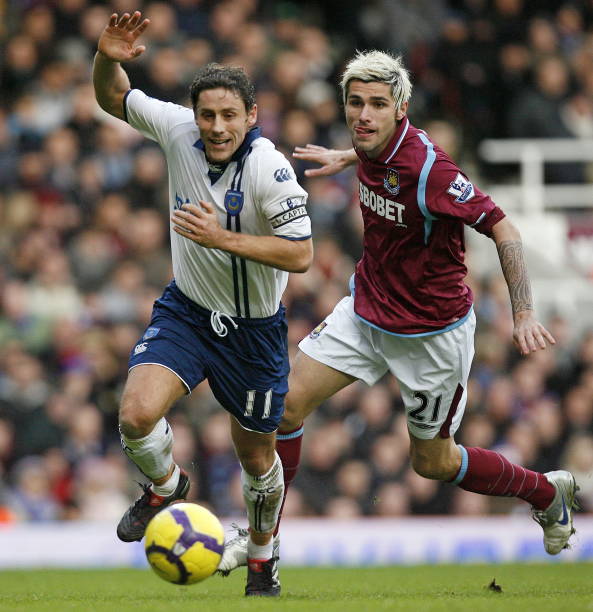 阿尔瓦雷斯 阿尔瓦雷斯